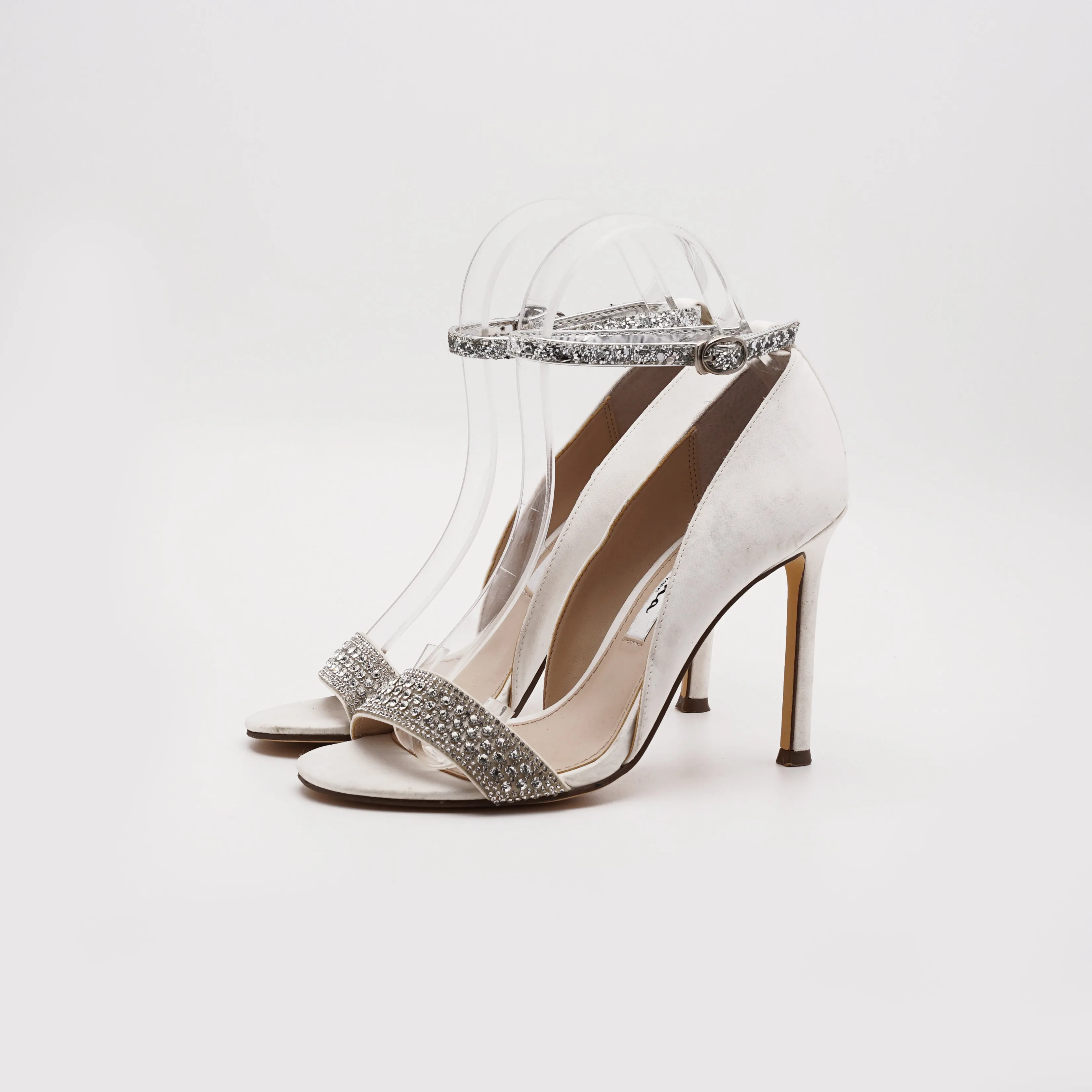 NINA Kitten Heel